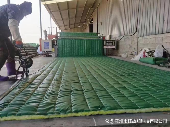 必须了解 在南昌的建筑施工或物流运输中,防火保温被是常用的防护材料
